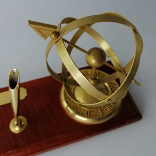 Original Brass on Wood Base Nautical Themed Pen Stand!!!