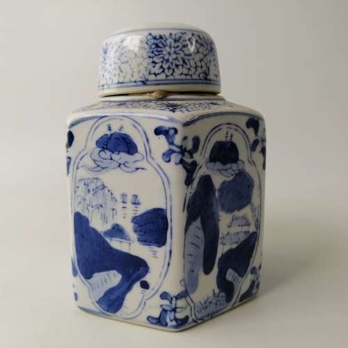 Oriental Blue and White Glazed Porcelain Tea Caddy!! No Cracks Or Chips!!! 150mm