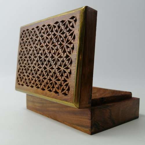 Highly Detailed Hand Crafted Rosewood and Brass Trim Trinket Box!!!!