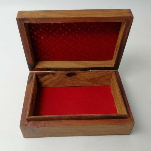 Highly Detailed Hand Crafted Rosewood and Brass Trim Trinket Box!!!!