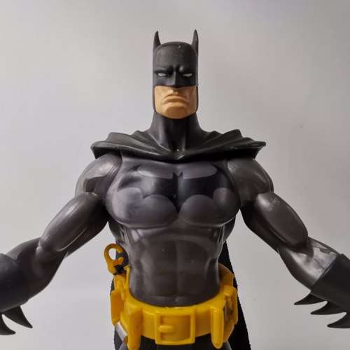 LARGE 2003 330mm Multi Articulated Batman Figurine!!!