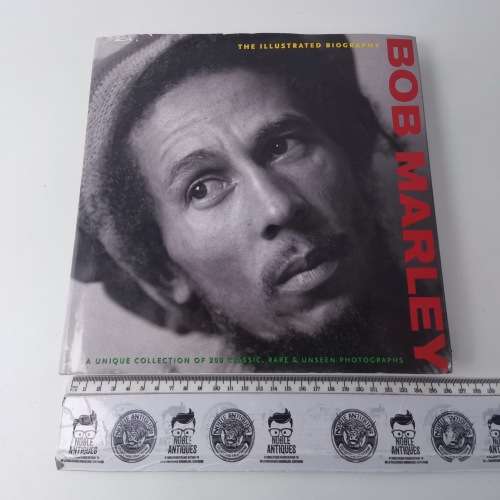 Bob Marley - The Illustrated Biography, Hardcover With Dust Jacket!!!