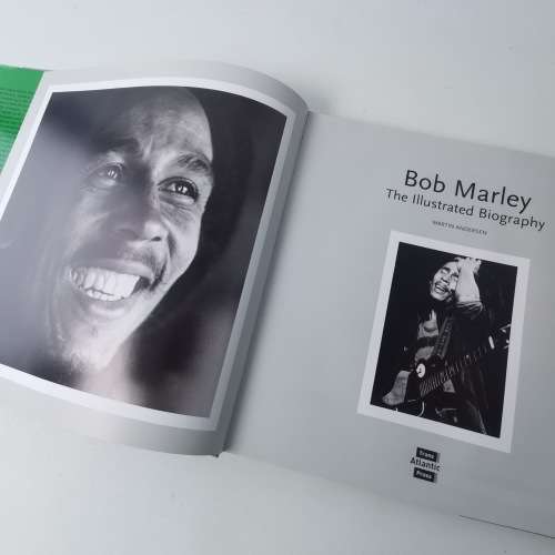 Bob Marley - The Illustrated Biography, Hardcover With Dust Jacket!!!