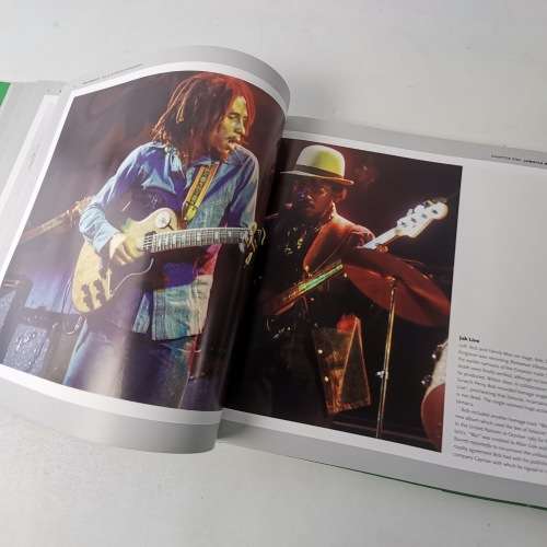 Bob Marley - The Illustrated Biography, Hardcover With Dust Jacket!!!