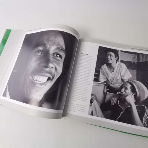 Bob Marley - The Illustrated Biography, Hardcover With Dust Jacket!!!