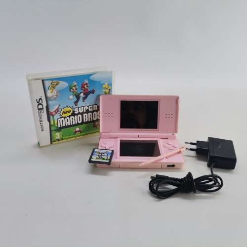Original Nintendo DS and Super Mario Game Combo!!! Ready to Play!!!