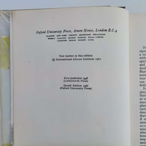 BANTU PROPHETS IN SOUTH AFRICA by B.G.M. Sundkler