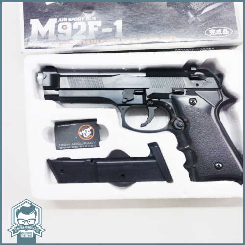 Boxed Scale 1:1 Metal and Plastic M92F-1 Air Soft Pistol!!! Manual Load!!!