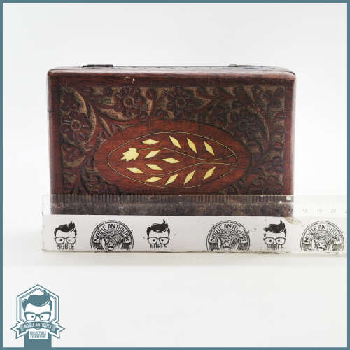 Vintage Highly Decorative Rosewood and Mother of Pearl Inlay Trinket/Jewelry Box!!!
