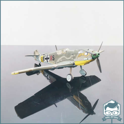 Vintage Hard Plastic Messerschmitt Bf 109 G-6 - 28cm!!!