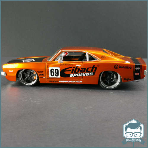Die Cast Metal 1969 Pro Rodz Dodge Charger R/T Hard Top Scale 1:24!!!