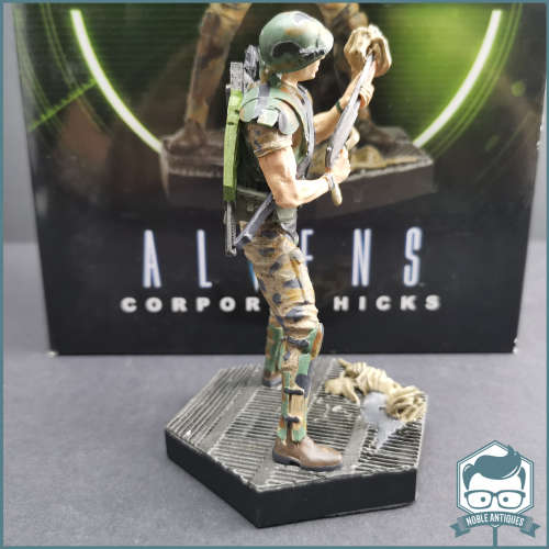 Original Boxed Alien & Predator Figure Collection #3 Hicks from Alien!!!
