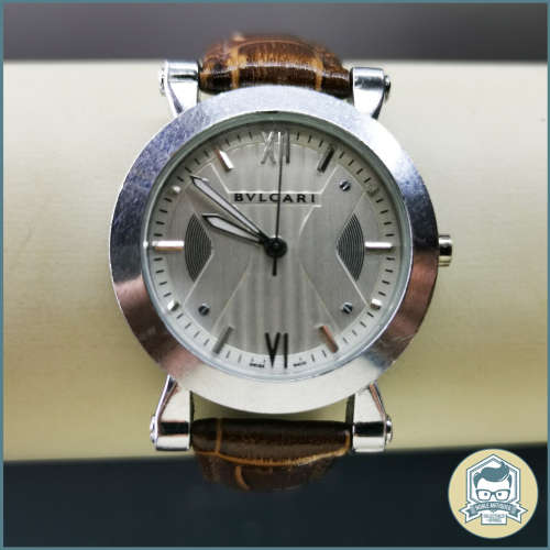 Bvlgari Ladies Leather Strap Watch (Working) !!!