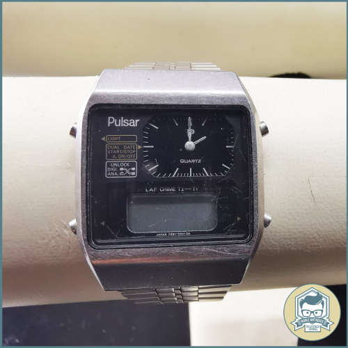 Vintage Pulsar (Seiko) Y651-5030 Analogue & Digital Alarm Chronograph Watch (Needs Battery ) !!!