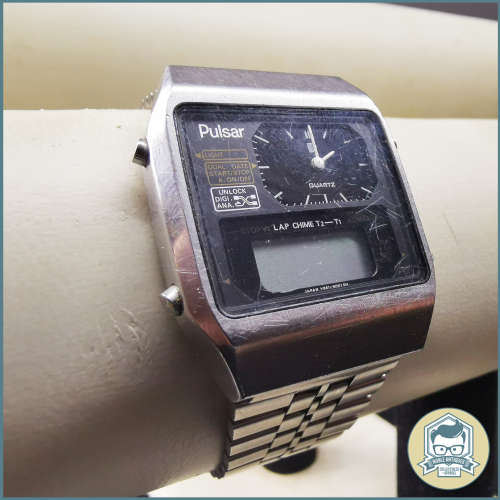 Vintage Pulsar (Seiko) Y651-5030 Analogue & Digital Alarm Chronograph Watch (Needs Battery ) !!!