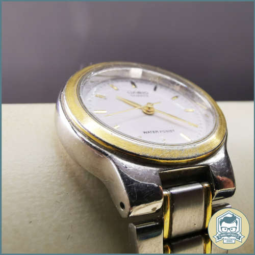Vintage Casio Two Tone Ladies Watch (Working) !!!