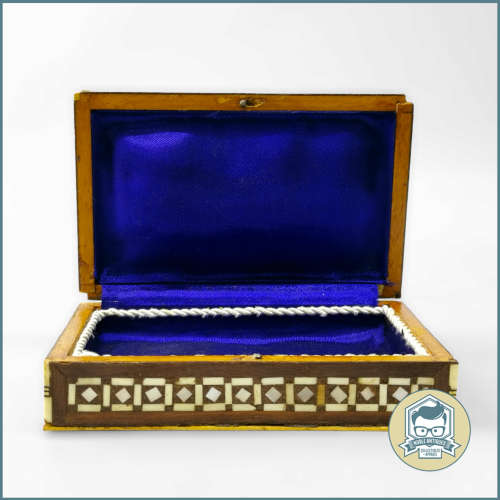 Vintage 1950`s Moroccan Inlaid Shell Bone Mother Of Pearl Decorated Storage Box!!!