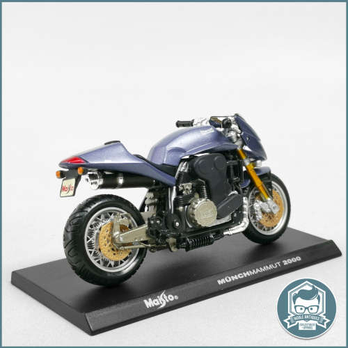Detailed Die Cast Maisto MÜNCH MAMMUT 2000 Scale 1:18!!!