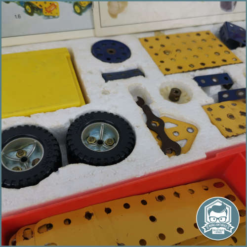 Vintage MECCANO 3 Building Set - As Per Pictures!!!