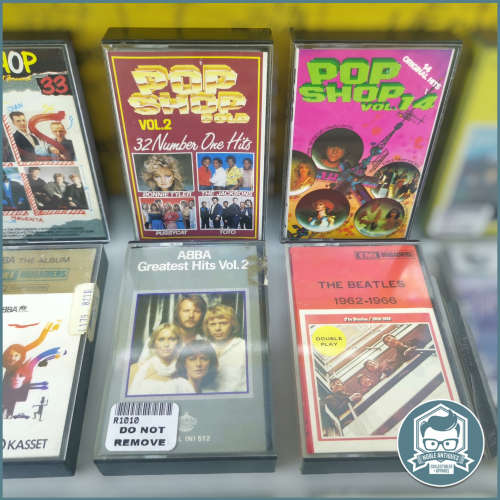 Original Vintage 80`s Tape Case and Tapes!!!