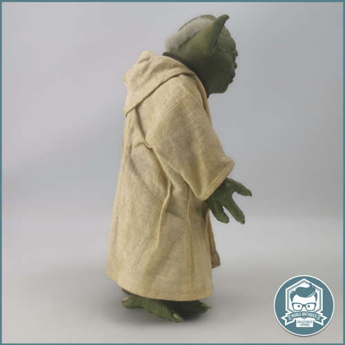 Large Star Wars CALL UPON YODA Electronic 12` Talking Action Figure!!!