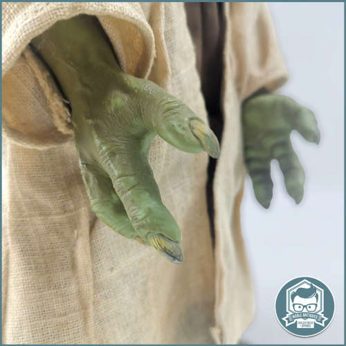 Large Star Wars CALL UPON YODA Electronic 12` Talking Action Figure!!!