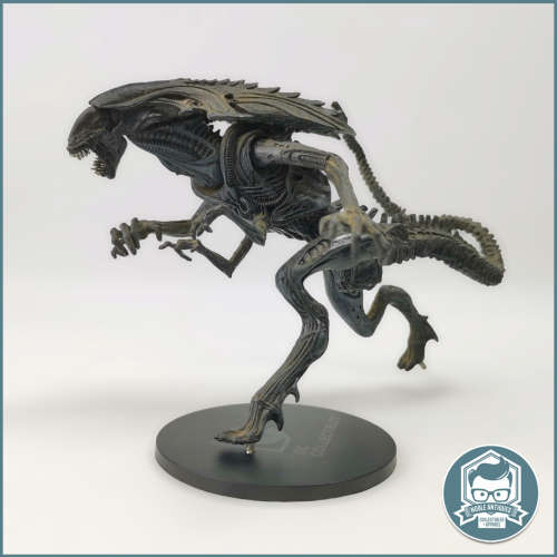 McFarlane ALIEN VS PREDATOR AVP 2005 ALIEN QUEEN Action Figure!!!