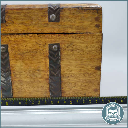 Large Hand Crafted Oak and Iron Banded Treasure Chest!!! 45cm Wide!!!