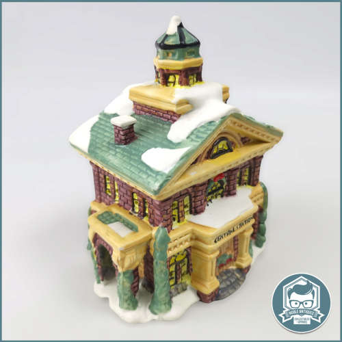 Vintage Porcelain Candle Winter House!!!