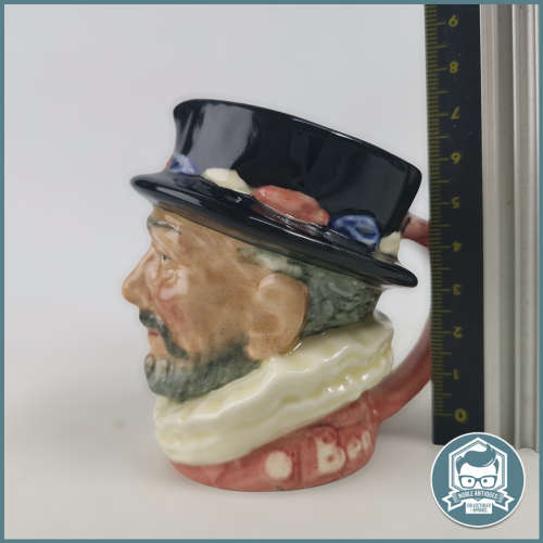 Original Vintage Royal Doulton  Creamer  Beefeater!!! Perfect Condition!!!
