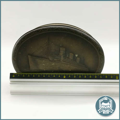 Vintage  `THE QUEEN MARY` Collectible Tin!!!!!!
