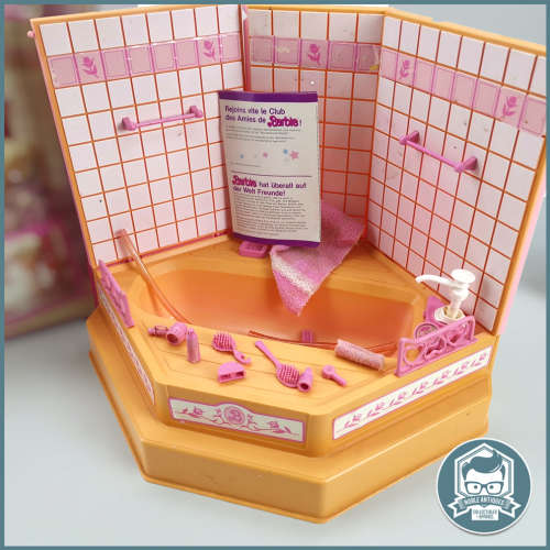 Original Boxed Vintage 1980`s Barbie Beauty Bath Set!!!
