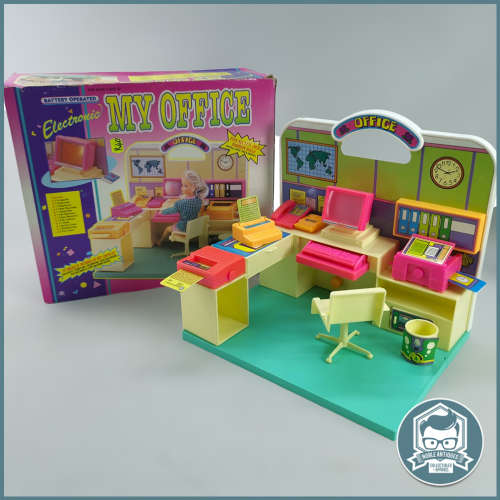 Original Boxed Vintage 1980`s Sindy Vintage Office Play set!!!