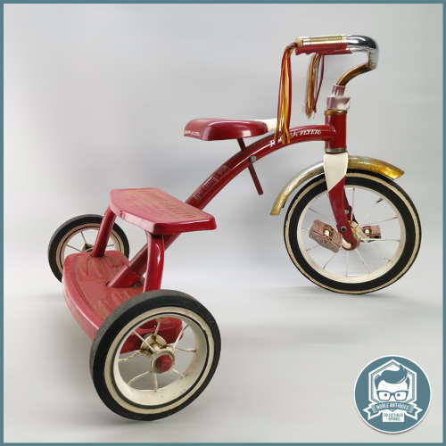 Original Vintage Styled Solid Metal Radio Flyer Classic Tricycle!!!