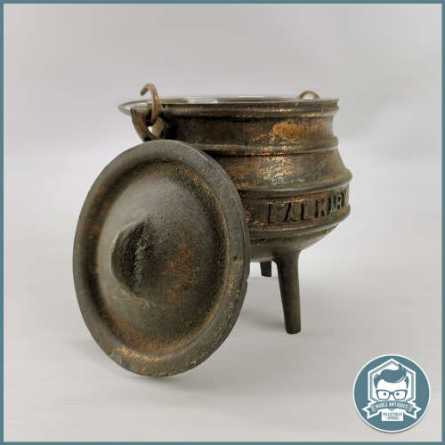 VINTAGE 50`S COPPER PLATED CAST IRON 3 LEG FALKIRK MINI POTJIE!!