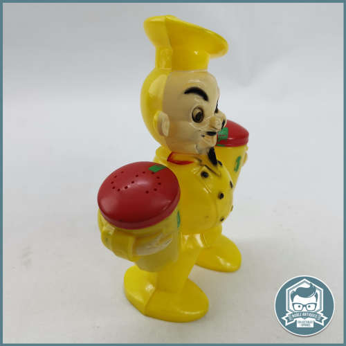 Vintage Jolly Chef Salt and Pepper Shaker Set Yellow Red!!