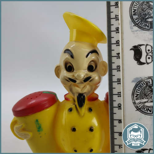 Vintage Jolly Chef Salt and Pepper Shaker Set Yellow Red!!
