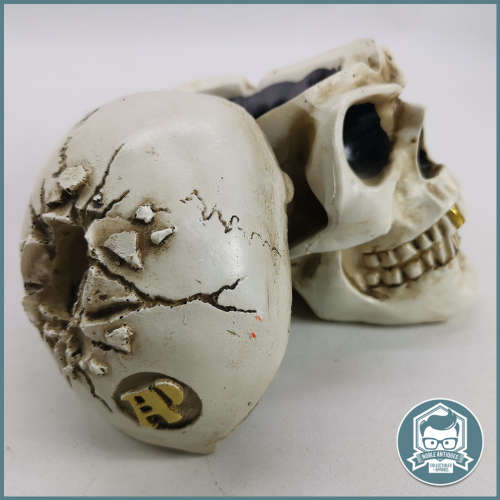 Large Bone Color Cast Skull Ashtray - 190mm!!!