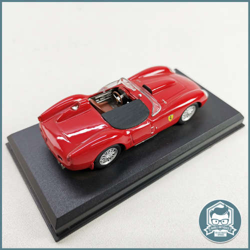 FERRARI 250 TESTA ROSSA Highly Detailed Die Cast Model Scale 1:43 !!!