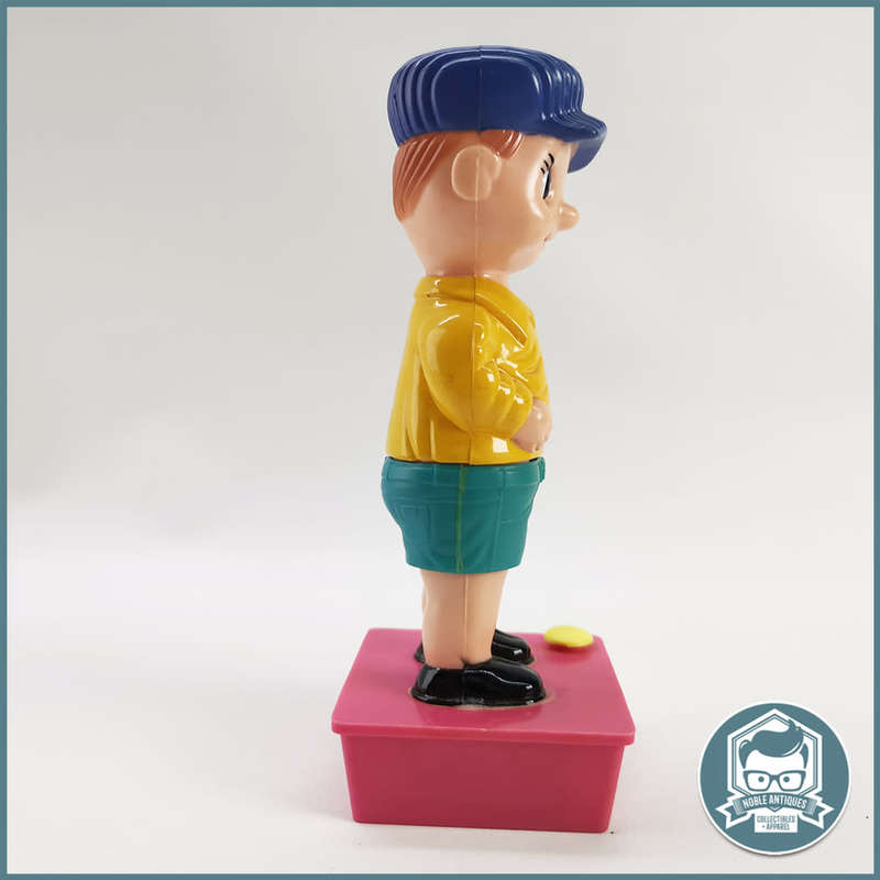Vintage 1990 WEE WEE WATER BOY SQUIRTER NOVELTY TOY!!!