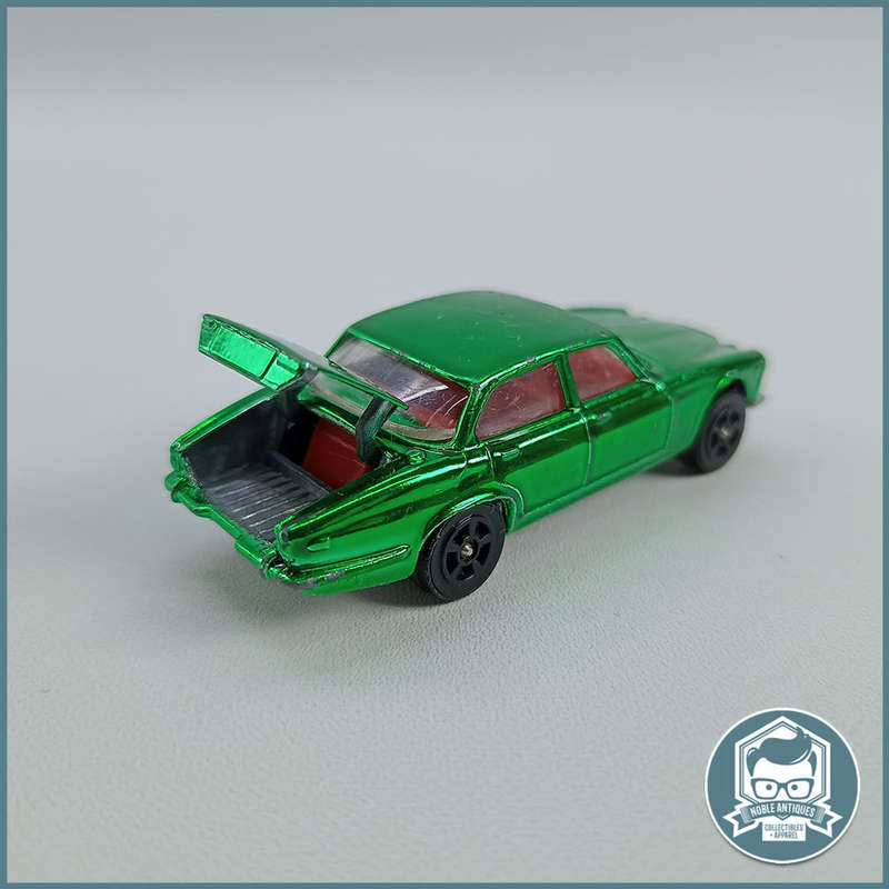 Vintage Die Cast Metal Corgi Rockets Jaguar XJ6!!!
