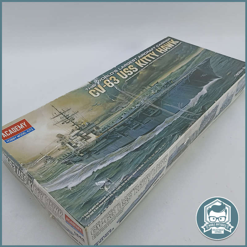 Original Boxed Academy 1/800 USS Kitty Hawk Model !!!