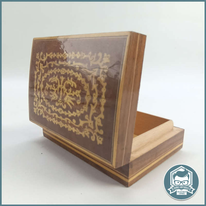 Highly Detailed Walnut and wood Inlay Reuge Swiss Trinket Box!!!