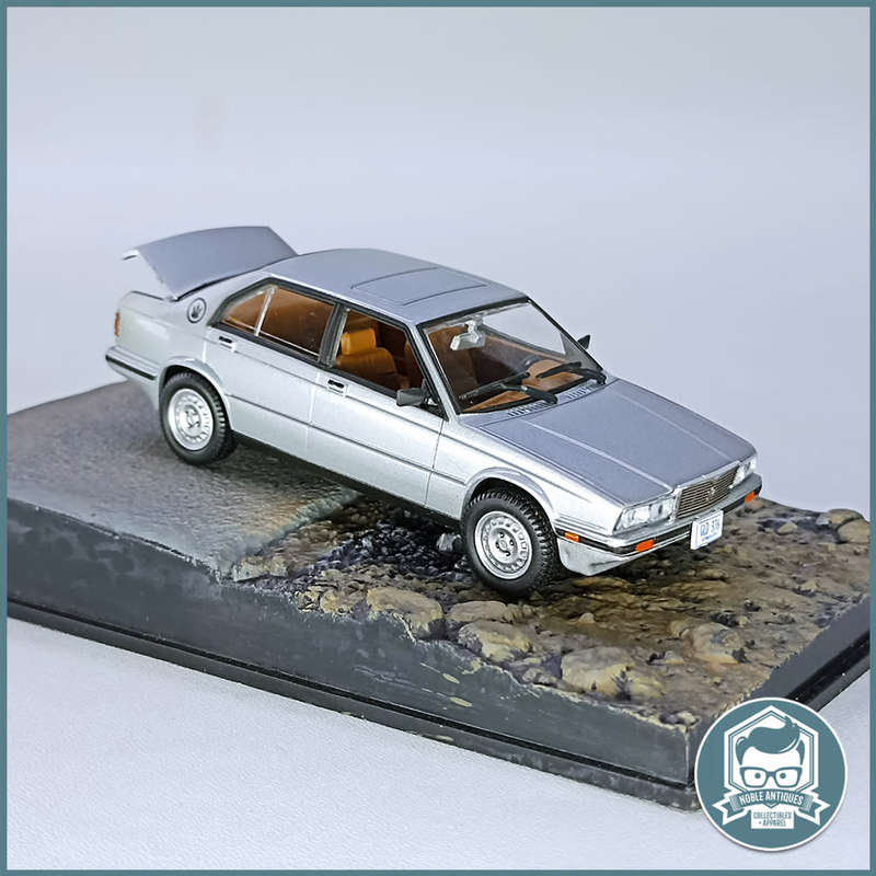 Cased Highly Detailed Die Cast James Bond 007MASERATI BITURBO 425 LICENCE TO KILL 1/43!!!