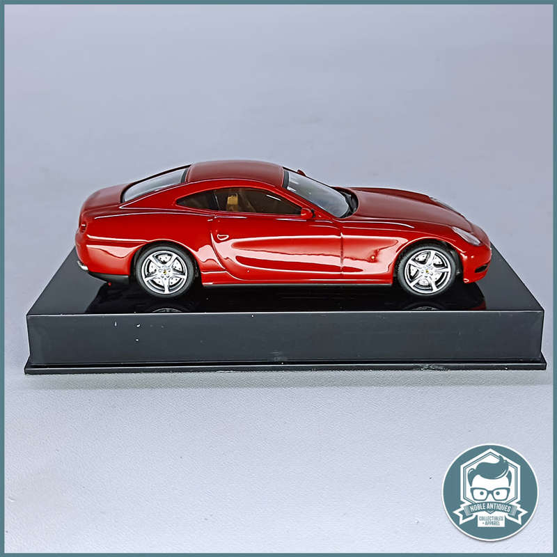 Highly Detailed Die Cast FERRARI 612 SCAGLIETTI 1/43 !!! (Magazine and Blister Included)