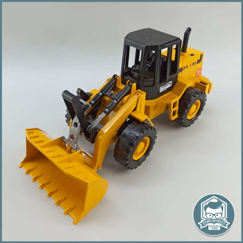 Original BRUDER FR 130 CAT FRONT END ARTICULATED ROAD LOADER SCALE 1:16!!!