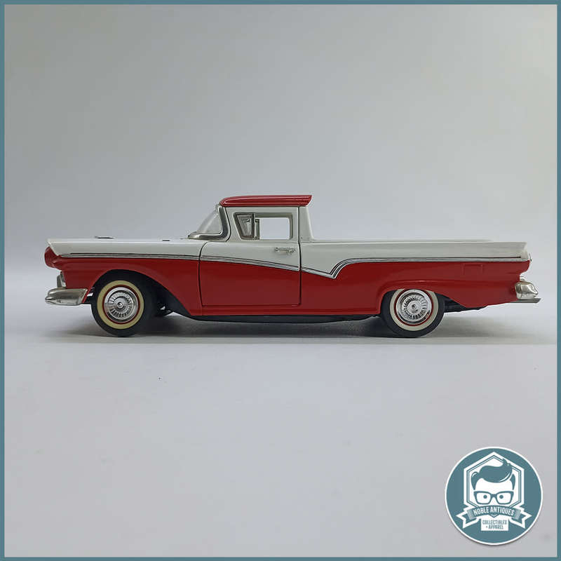 Detailed Die Cast 1957 Ford Ranchero Red/White Scale 1/18!!!
