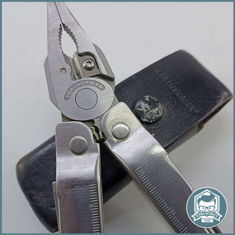 Original Leatherman Super Tool 300 With Leather Pouch!!!
