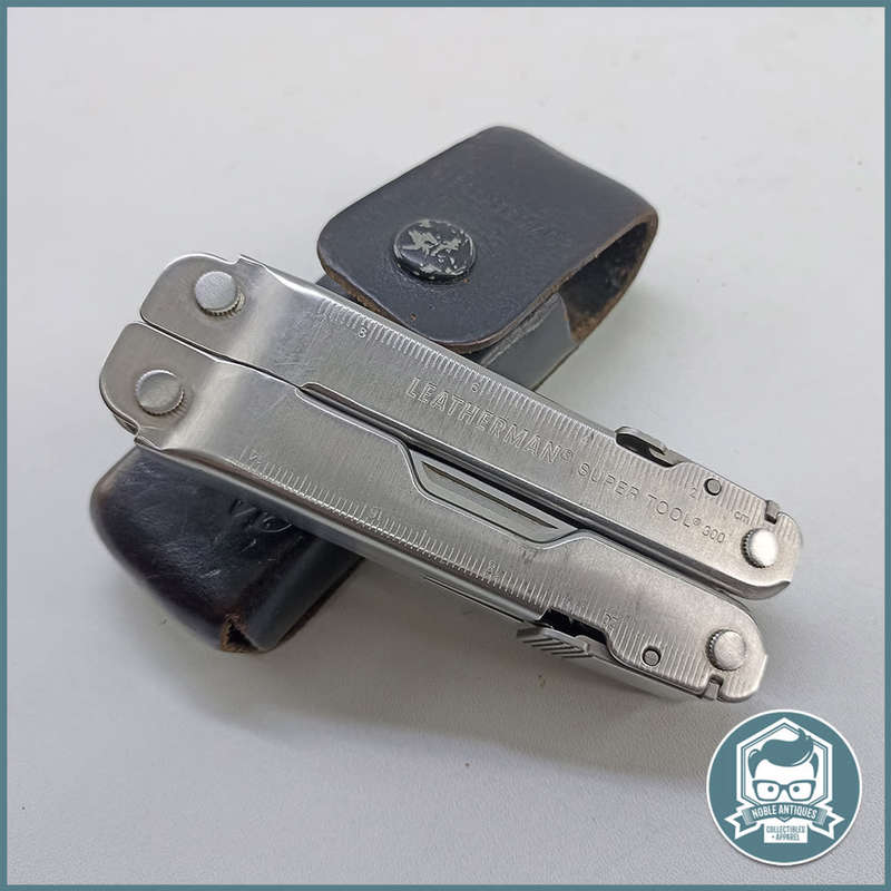 Original Leatherman Super Tool 300 With Leather Pouch!!!