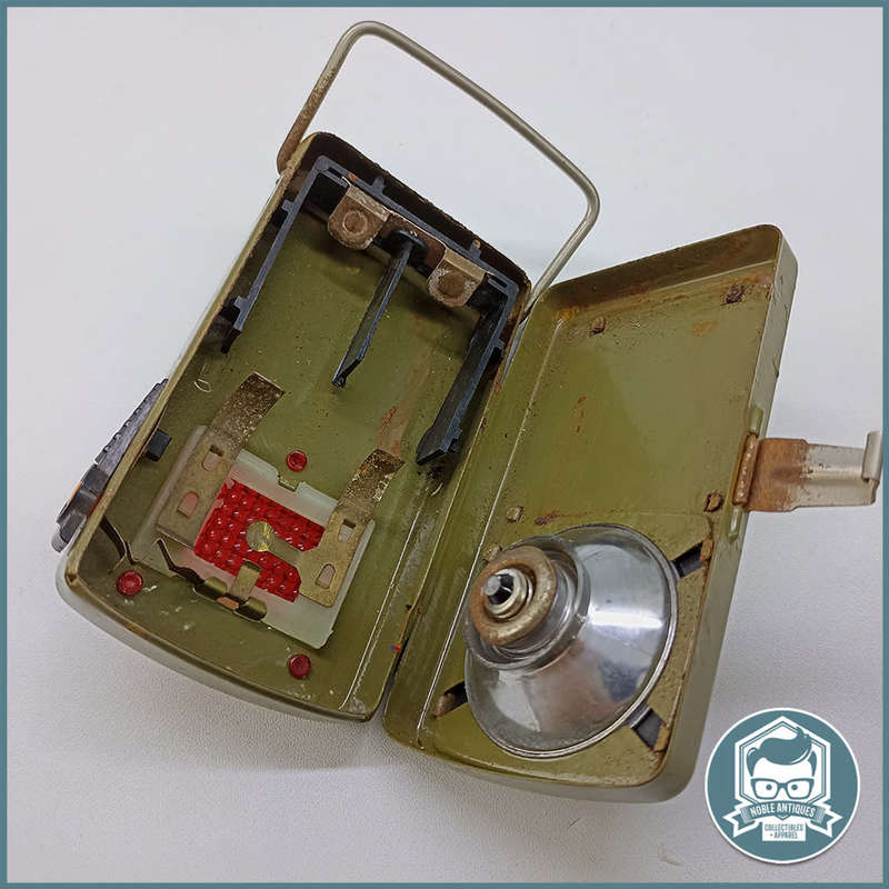 Vintage Green Metal Military Signal Pocket Lamp!!!